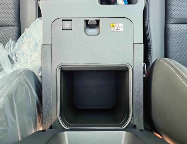TOYOTA PRADO Image 3
