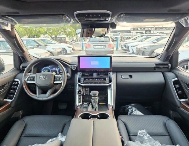 TOYOTA LANDCRUISER Image 3