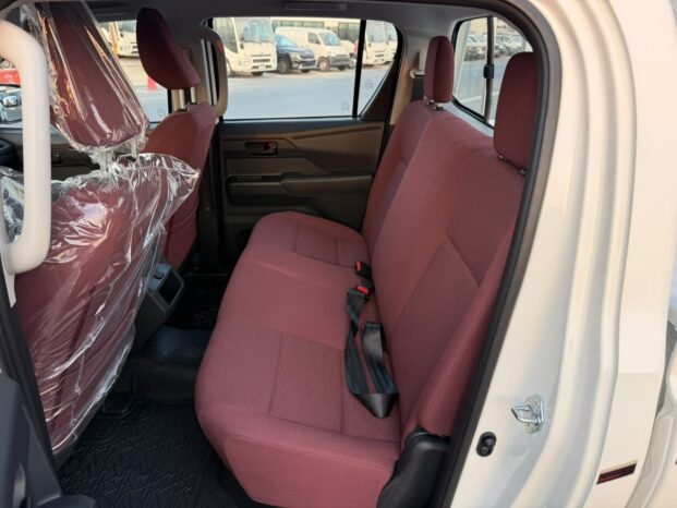 TOYOTA HILUX Image 7
